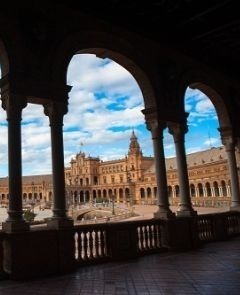  UNUSUAL SEVILLE 